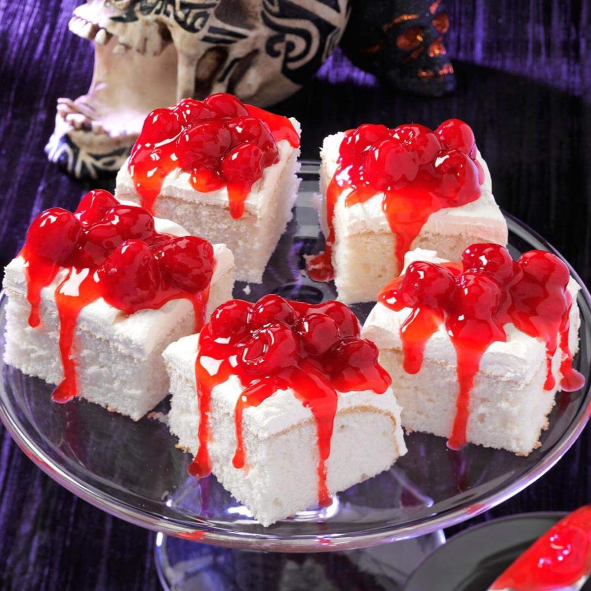 White Fright Cake / halloween