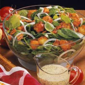Vidalia Løk Spinat Salat / raske oppskrifter