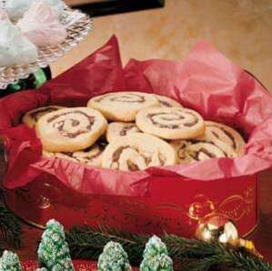 Valnøtt Dato Swirl Cookies / Slice & Bake