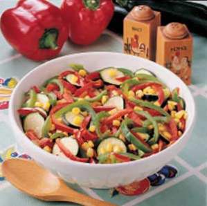 Zucchini und Mais-Saute / Gemüse